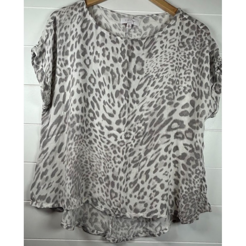 New Directions‎ Studio Gray White Animal Print Top Womens Medium Short Sleeve